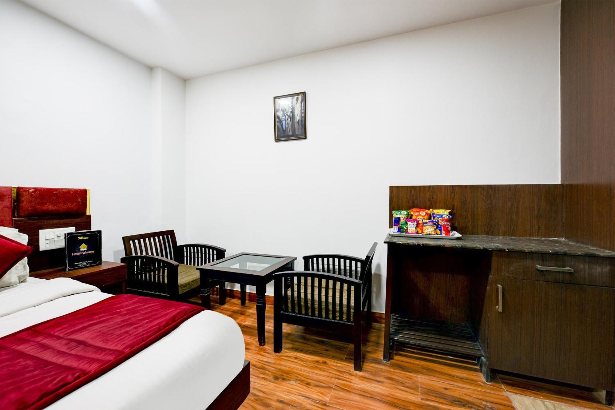 Staybook South Delhi New Delhi Exterior photo