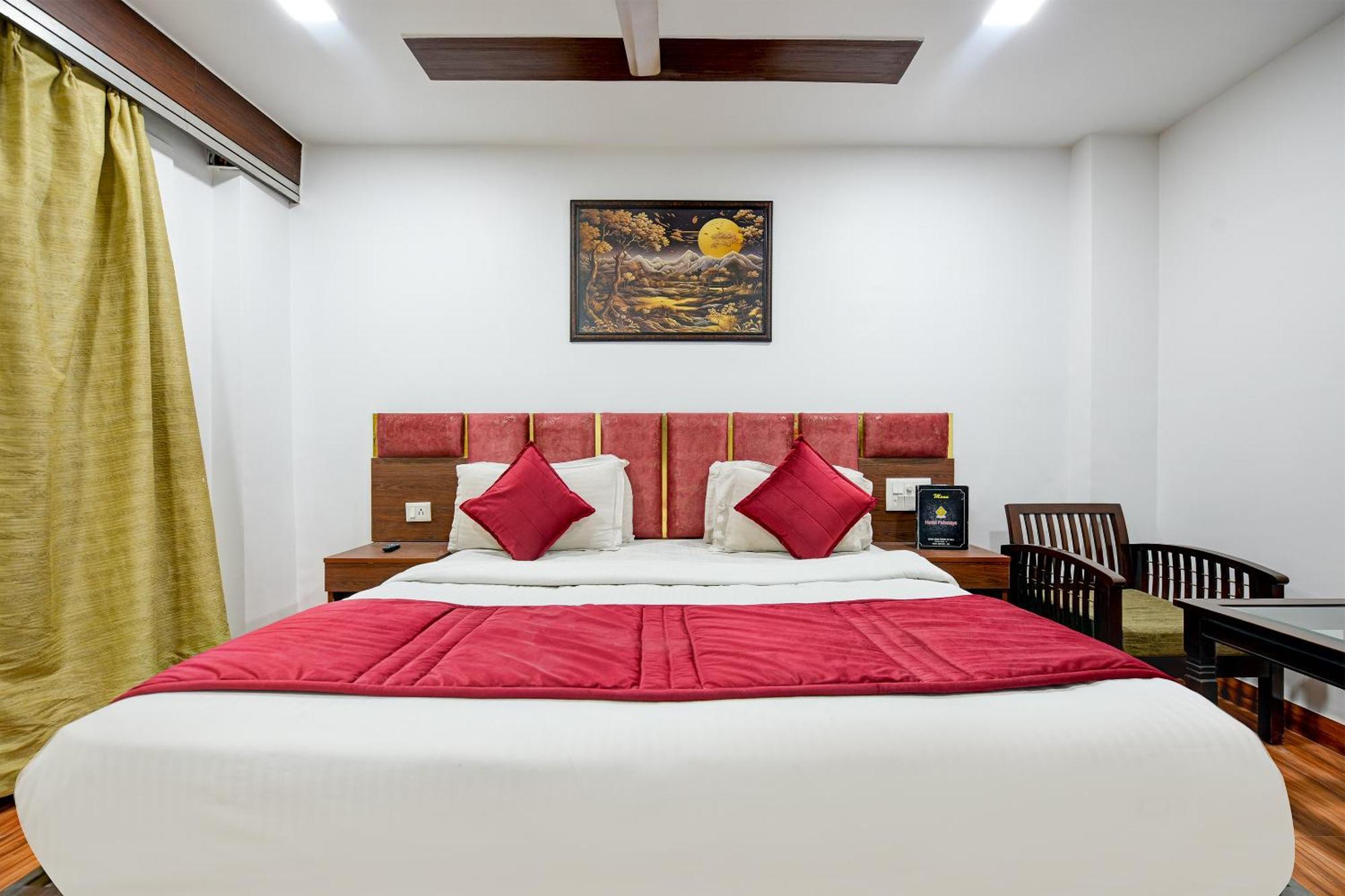 Staybook South Delhi New Delhi Exterior photo