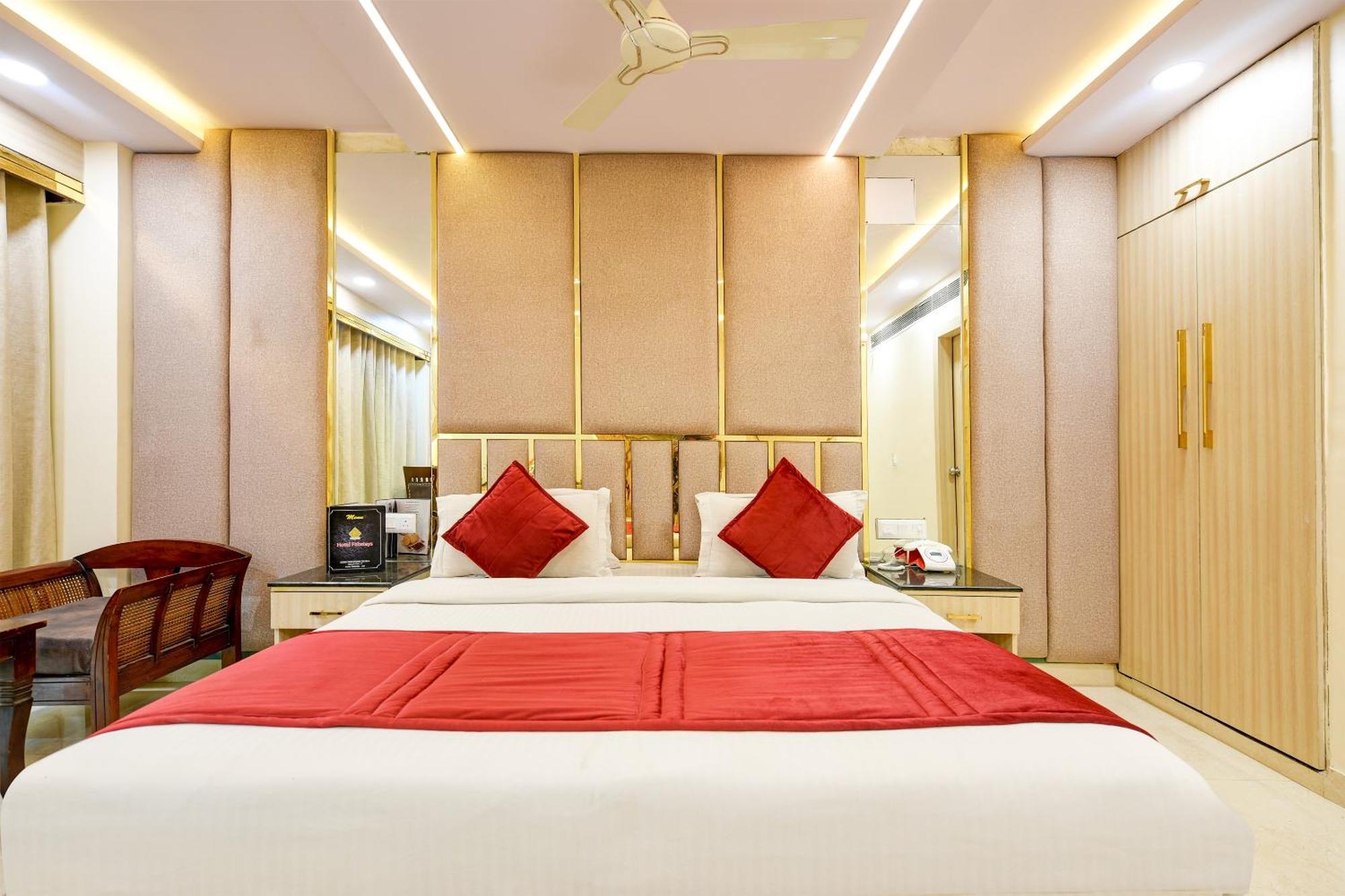 Staybook South Delhi New Delhi Exterior photo