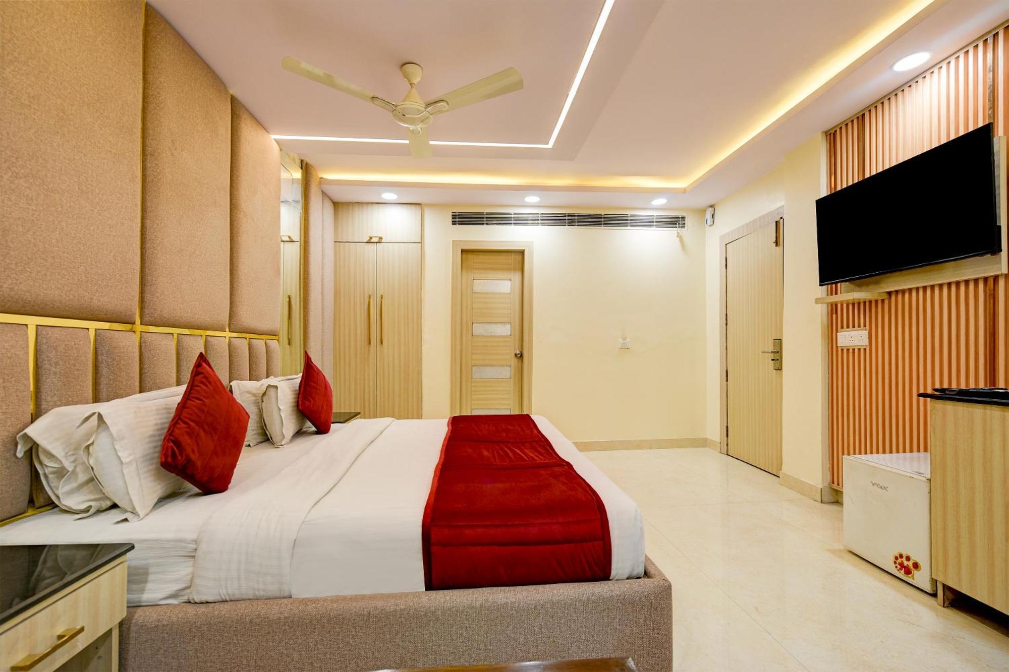 Staybook South Delhi New Delhi Exterior photo