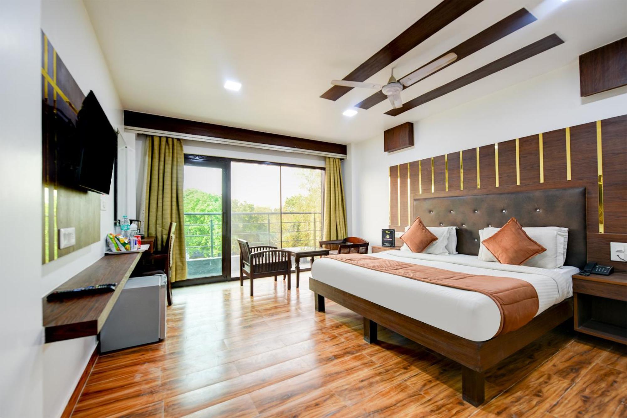 Staybook South Delhi New Delhi Exterior photo