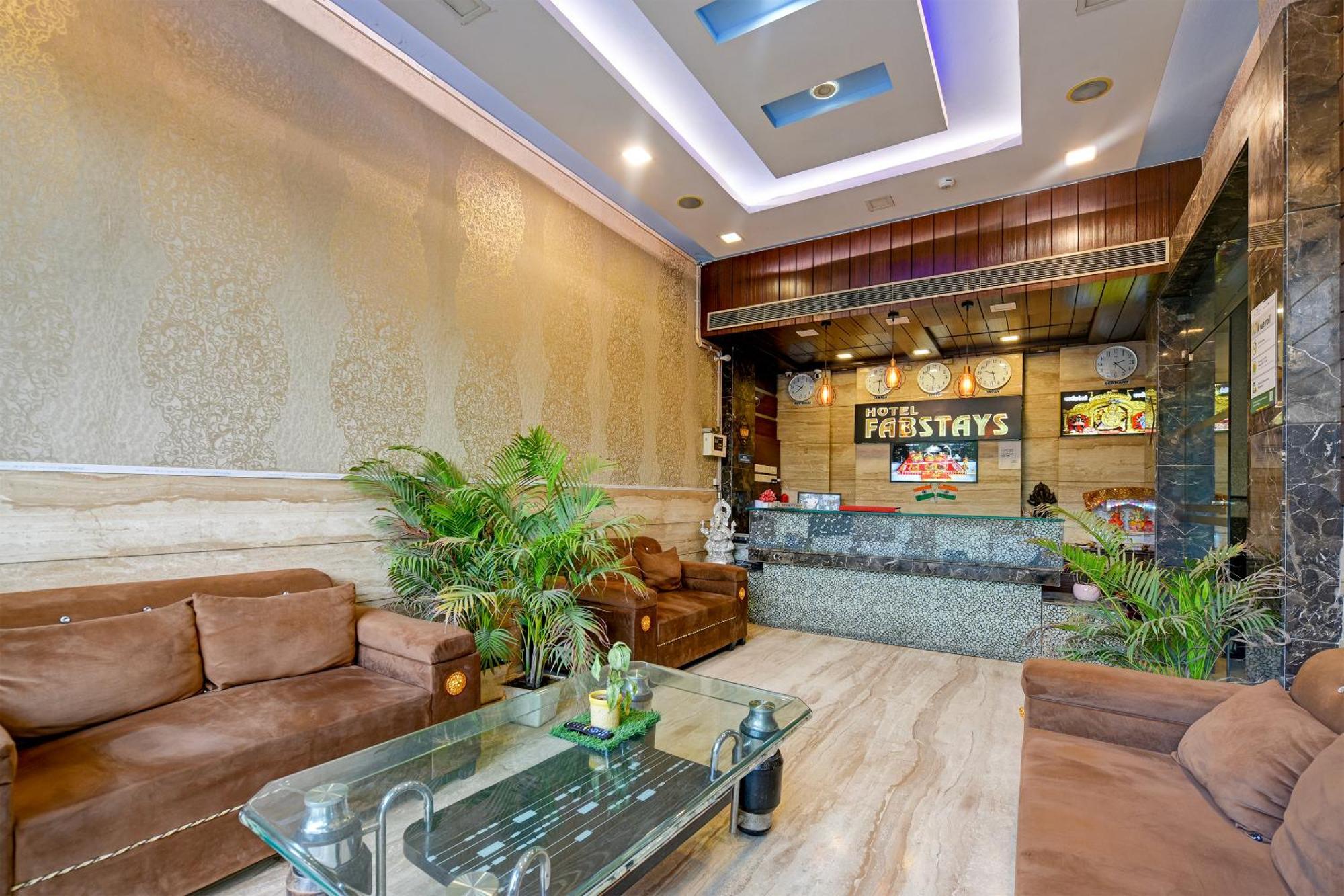Staybook South Delhi New Delhi Exterior photo