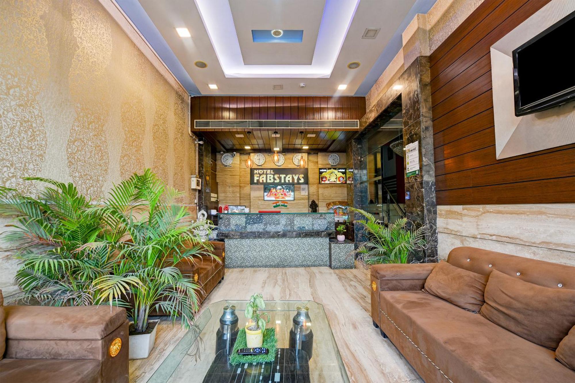 Staybook South Delhi New Delhi Exterior photo